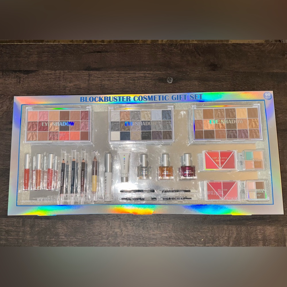 Kids Eyeshadow Palette with Pink and Brown Shades